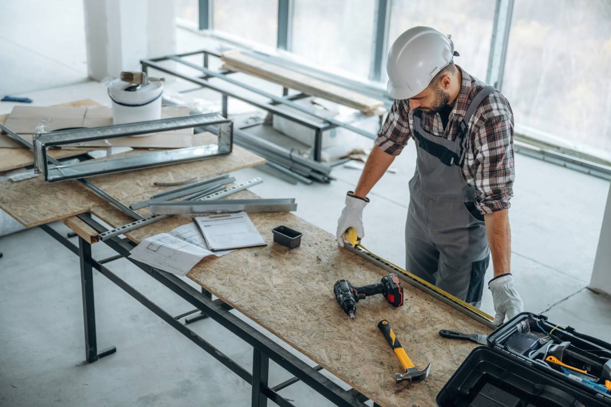 Fit Out vs. Renovation: What’s the Real Difference? (Cost & Scope)
